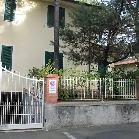 Liberius A 100m Dal Mare Apartment *
